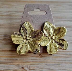 Stunning Gold-Toned Hibiscus Flower Statement Earrings